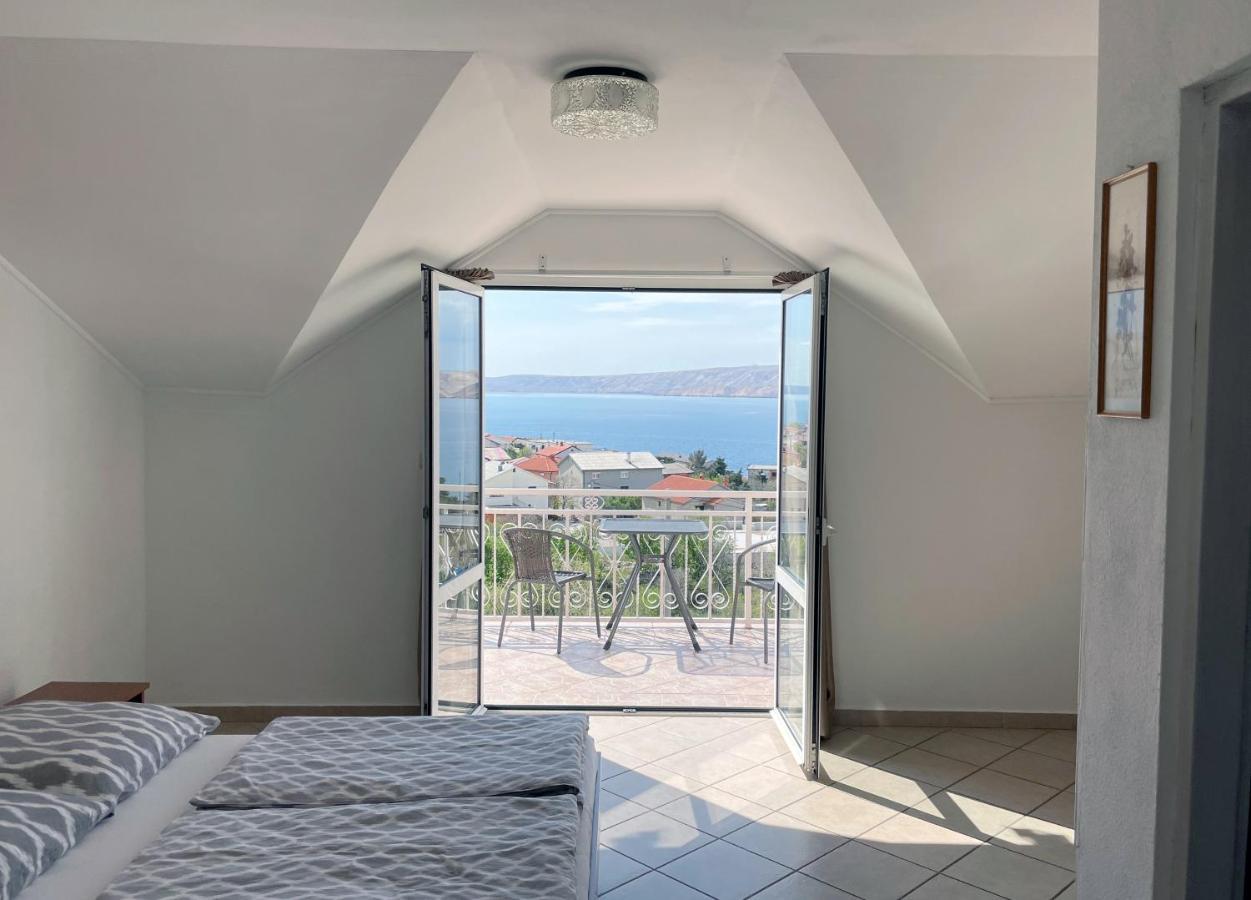 Apartment Anic Karlobag Buitenkant foto