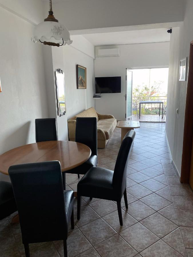 Apartment Anic Karlobag Buitenkant foto